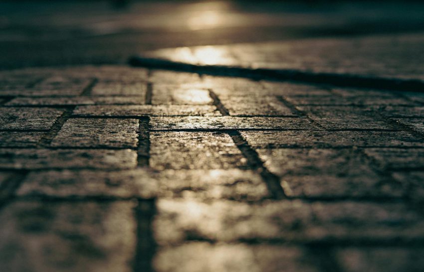 Tweedehands bestrating kiezen voor een karaktervolle tuin